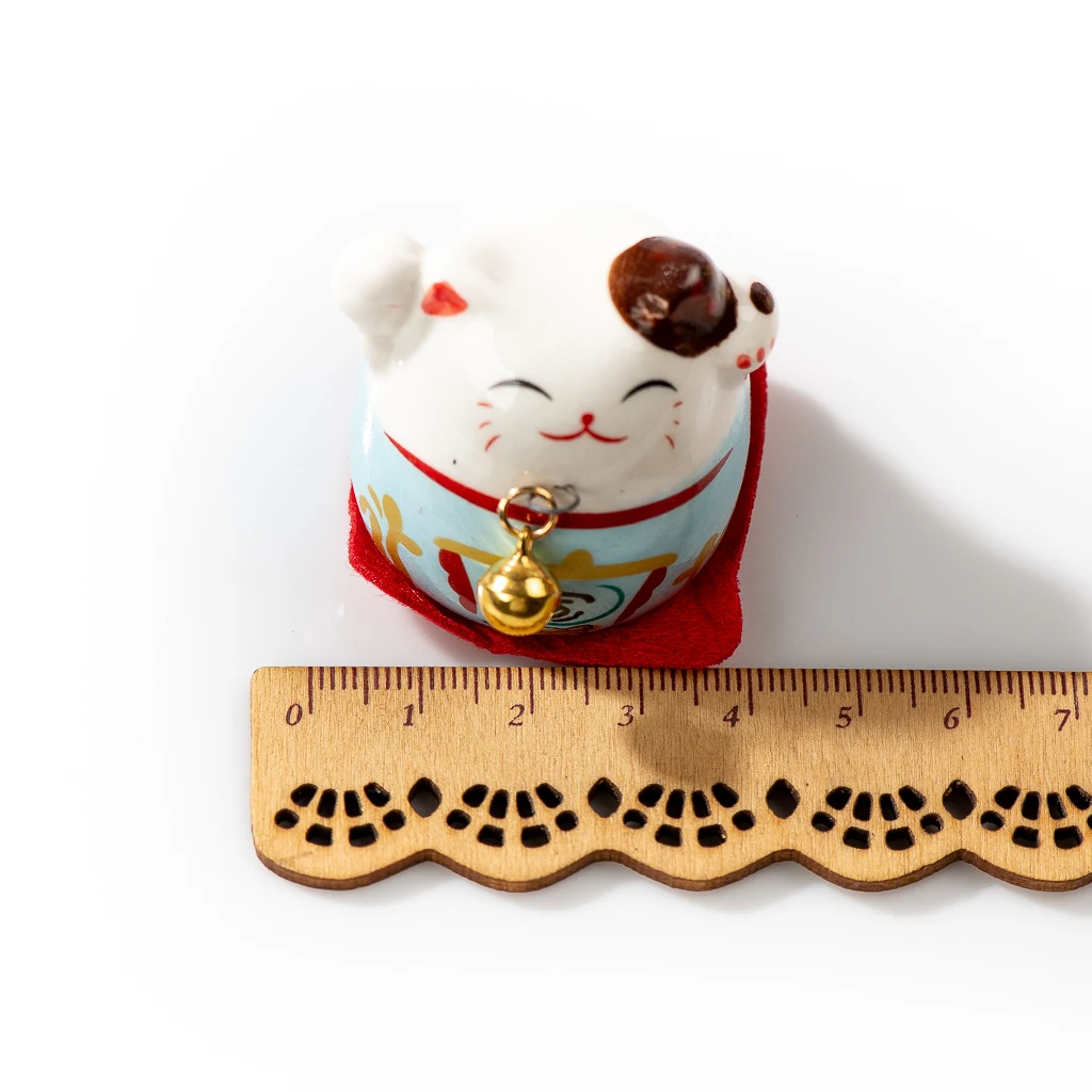 Cartoon Lucky Cat Ceramic Ornament Small Bell Gift Crafts Desktop Ornament Wholesale XN626