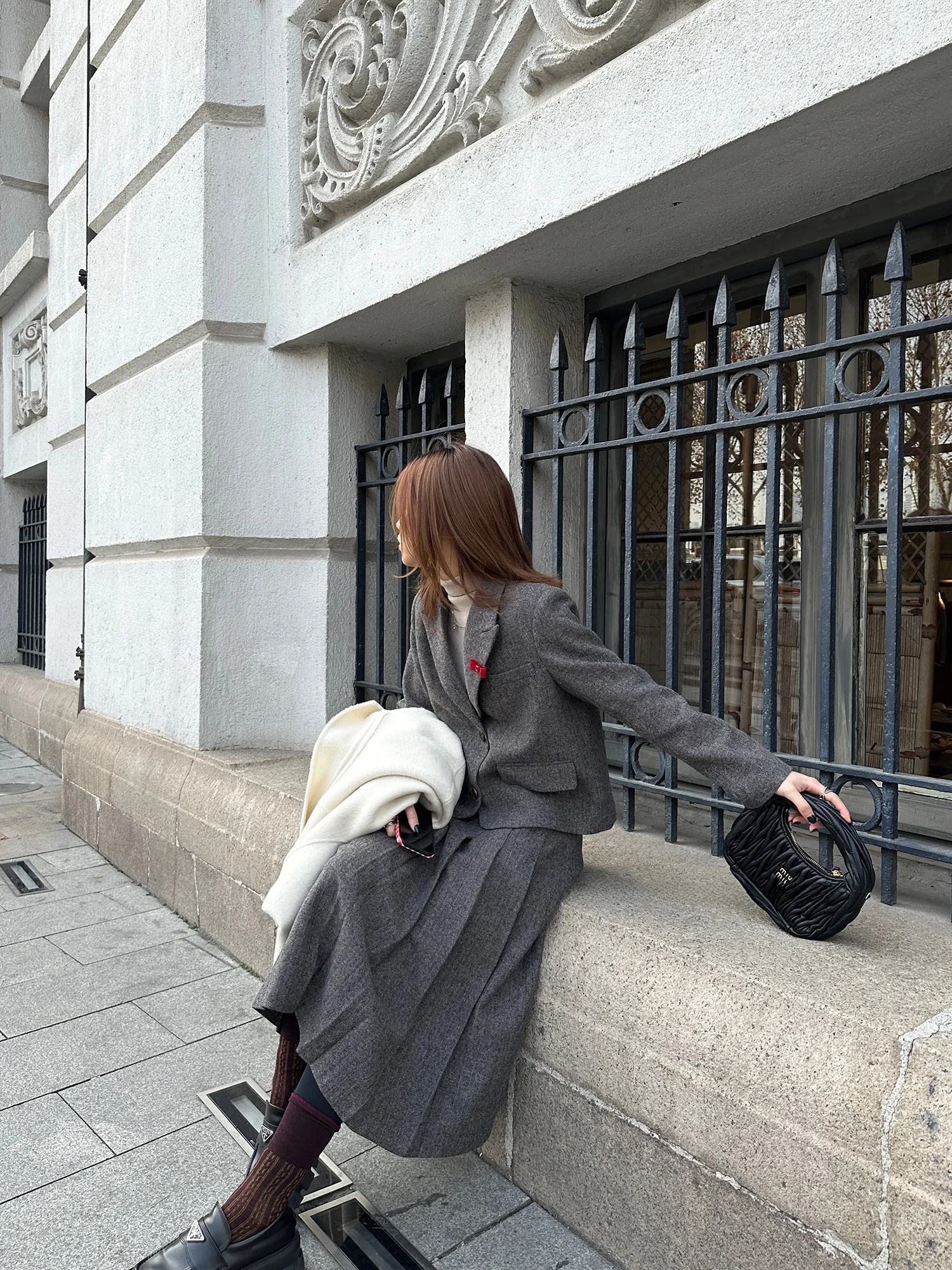 

LelyMooch 24SS Cistian Retro College Sle Red Line Suit Jaet And Skirt Set Women's Faion Spring Collection