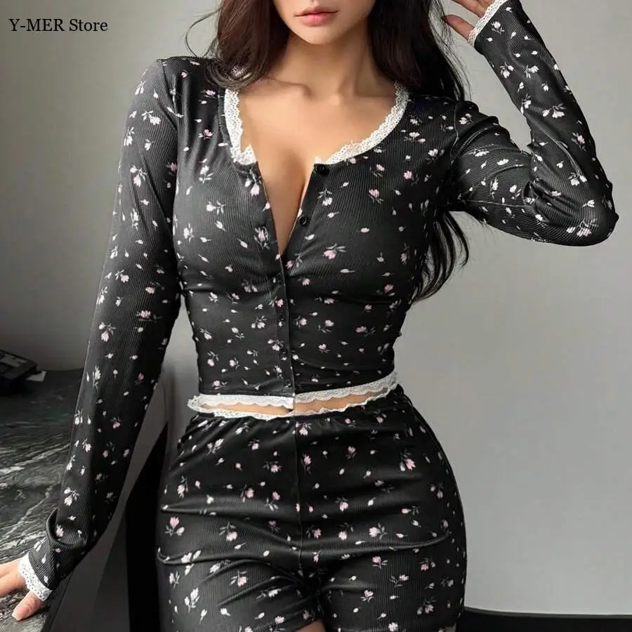 

2025 Sexy Deep V-Neck Floral Print Pajamas Set Long Sleeve Top Shorts Sleepwear 2 Piece Set for Women Home Casual Skinny Suit