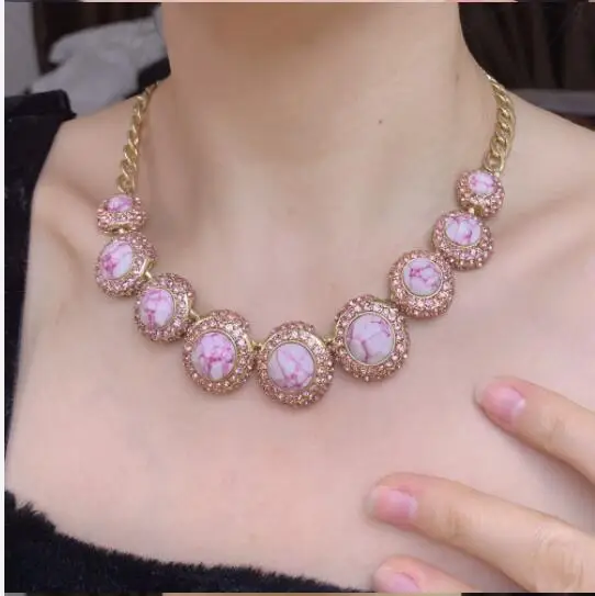 

Brass With 18K Rhinestoned Pink Blue Stone Necklace Punk Party Gown Runway rare Boucle d'oreille Korean Japan Style Fashion