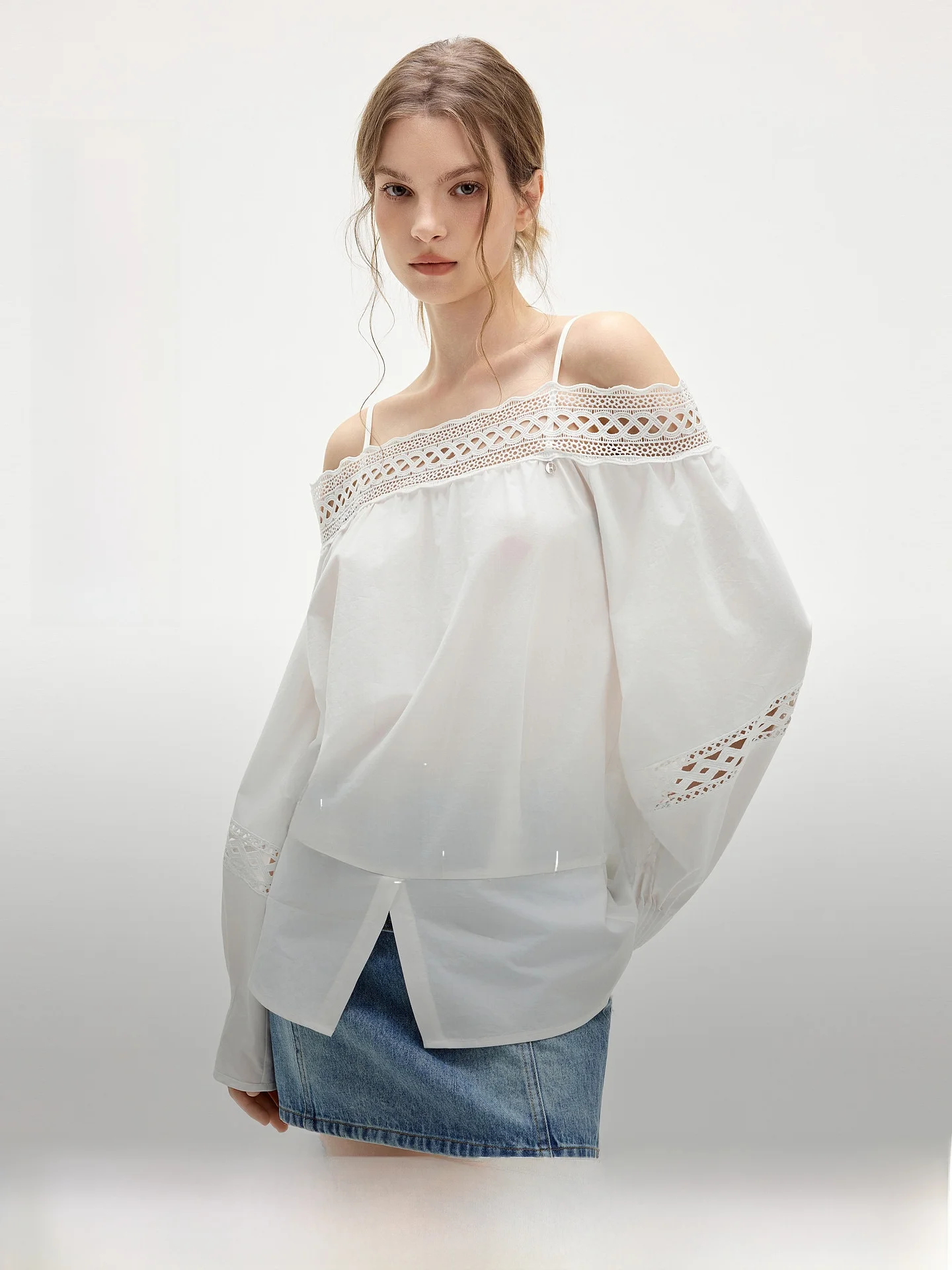 

Hera ELLE Lace Shoulder Bubble Sleeve Shirt Women's Summer New Splicing Unique Shirt Long Sleeve Lantern Sleeve Commut...