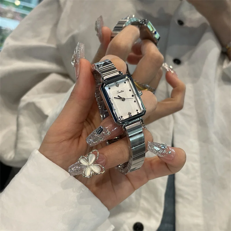 New Korean Style Women'S Watch, 2026 Design, Small Square Dial, Retro Student Quartz Watch, Trendy And Elegant Women'S Watch.