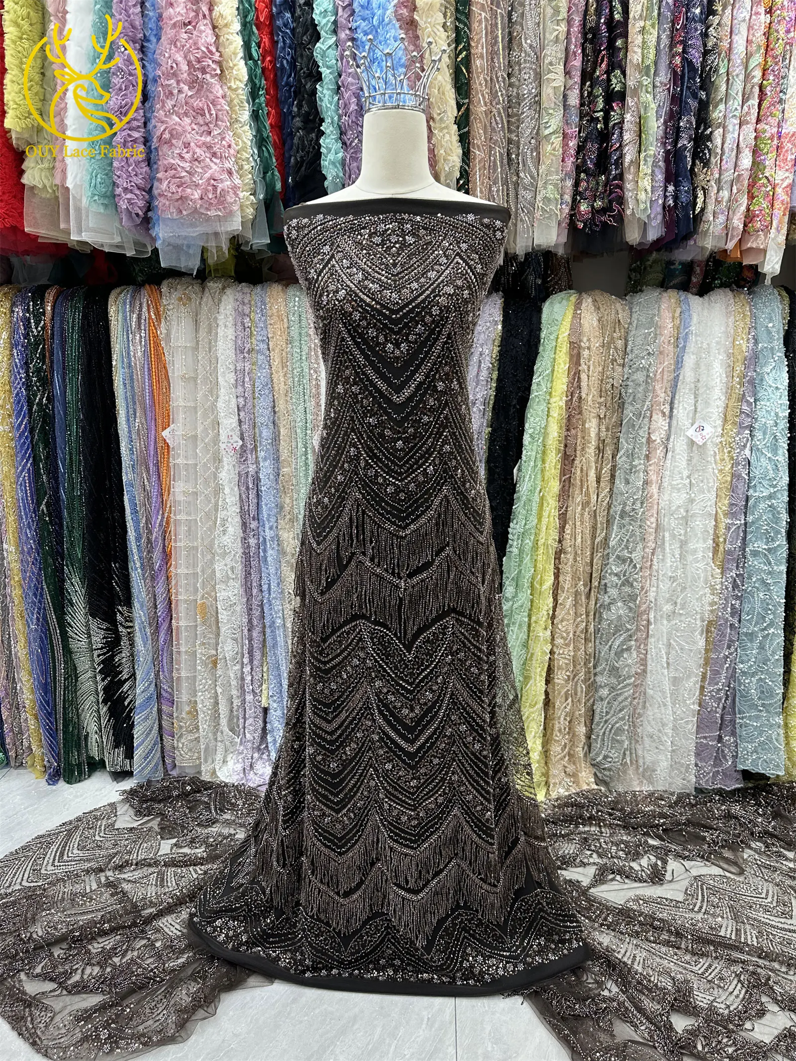 Hochwertiger 3D-Quasten-Perlen-Spitzenstoff, goldfarbener afrikanischer Perlen-Pailletten-Spitzenstoff, französische Tüllspitze für Hochzeitskleider, 5 Yards – Detail 16