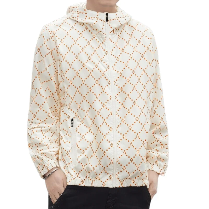 

Летняя мужская новая стильная модная солнцезащитная куртка с капюшоном, тонкая легкая солнцезащитная верхняя одежда, мужская одежда с защитой от ультрафиолета