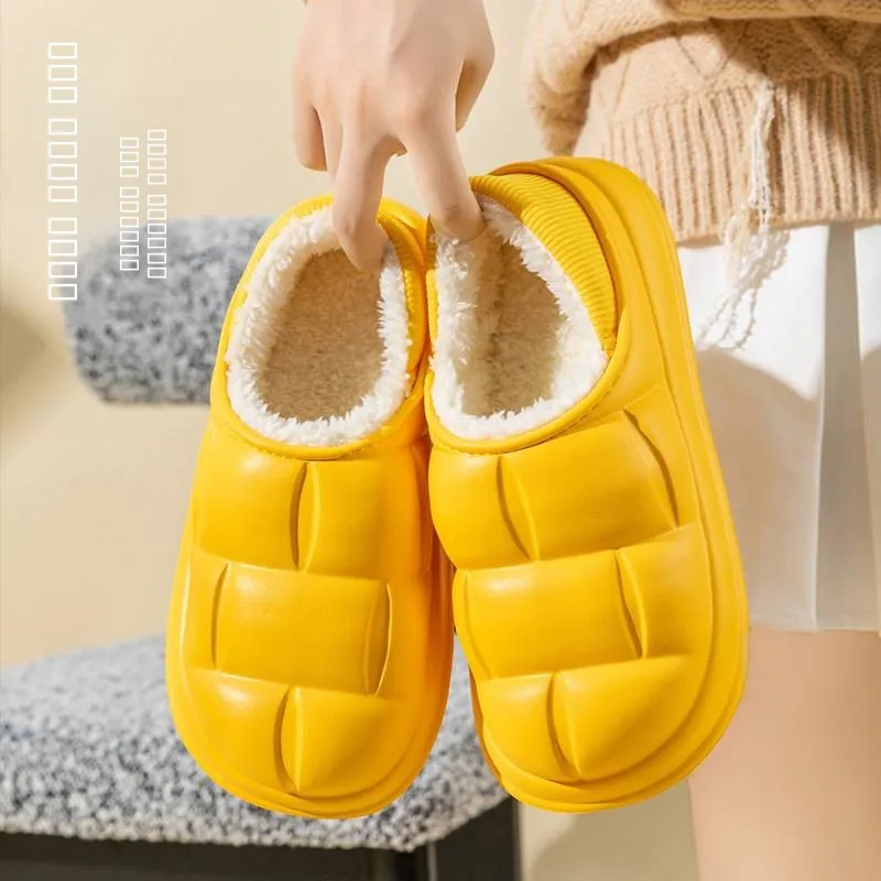 

Indoor Outdoor Anti-Slip Couple Slippers Plush Home Wear Men Winter Warm Cotton Slippers Waterproof Indoor Home Slippers
