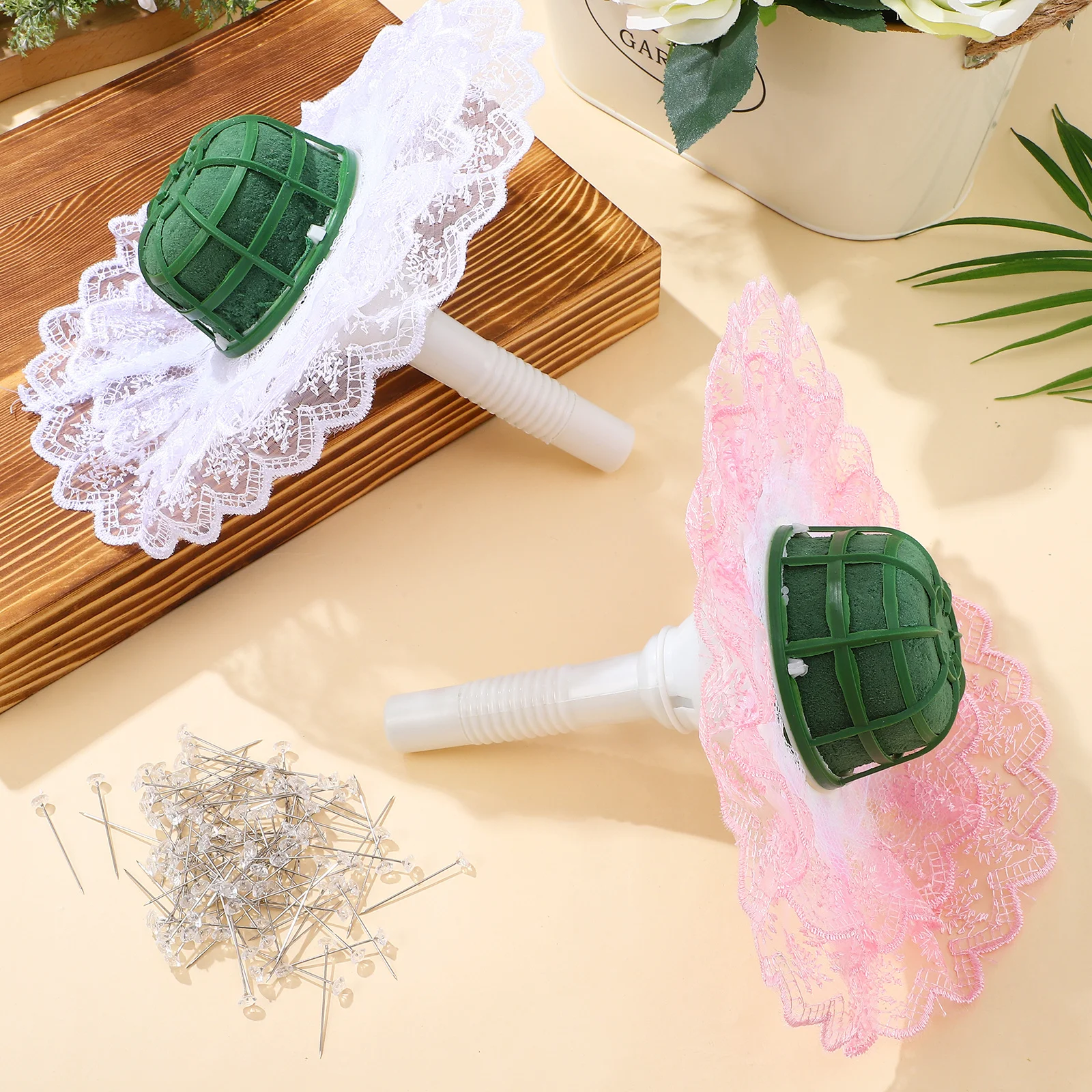 

4Set Wedding Bouquet Holder Flexible Floral Handle Foam Stand Bridal Flower Supplies Wedding Banquet Ceremony Bouquet Tool