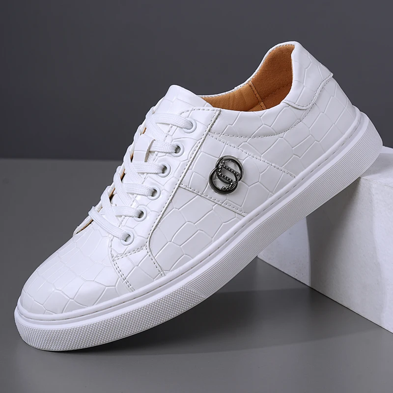 

Men's Casual Shoes Trendy Breathable Soft Bottom Board Comfortable Wear-resistant Outdoor Wearable Men's Footwear-2663