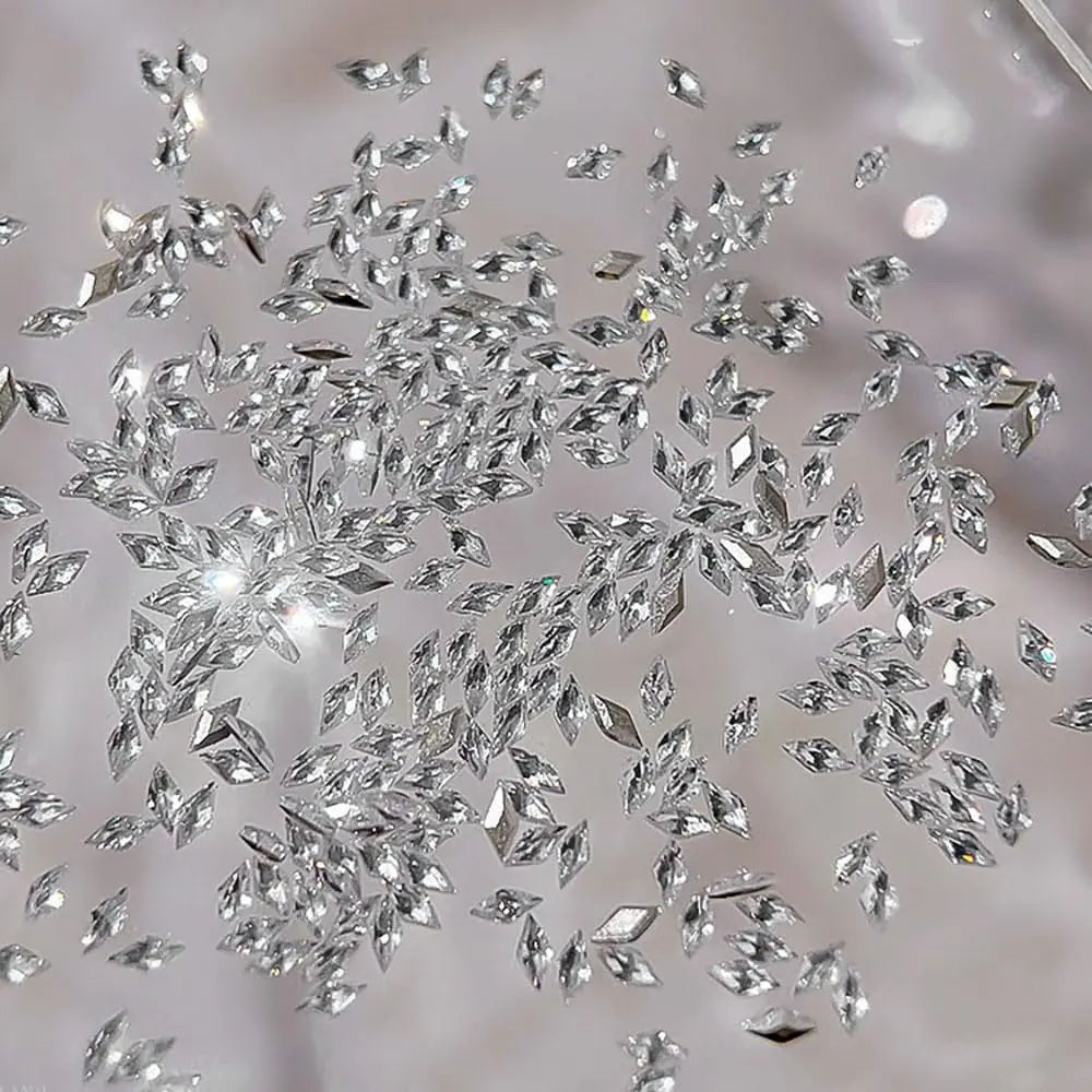 100 pièces brillant Zircon strass breloques pour ongles 1.5*3mm Mini ongles rhombiques pierres précieuses Flatback Nail Art artisanat diamants 2030