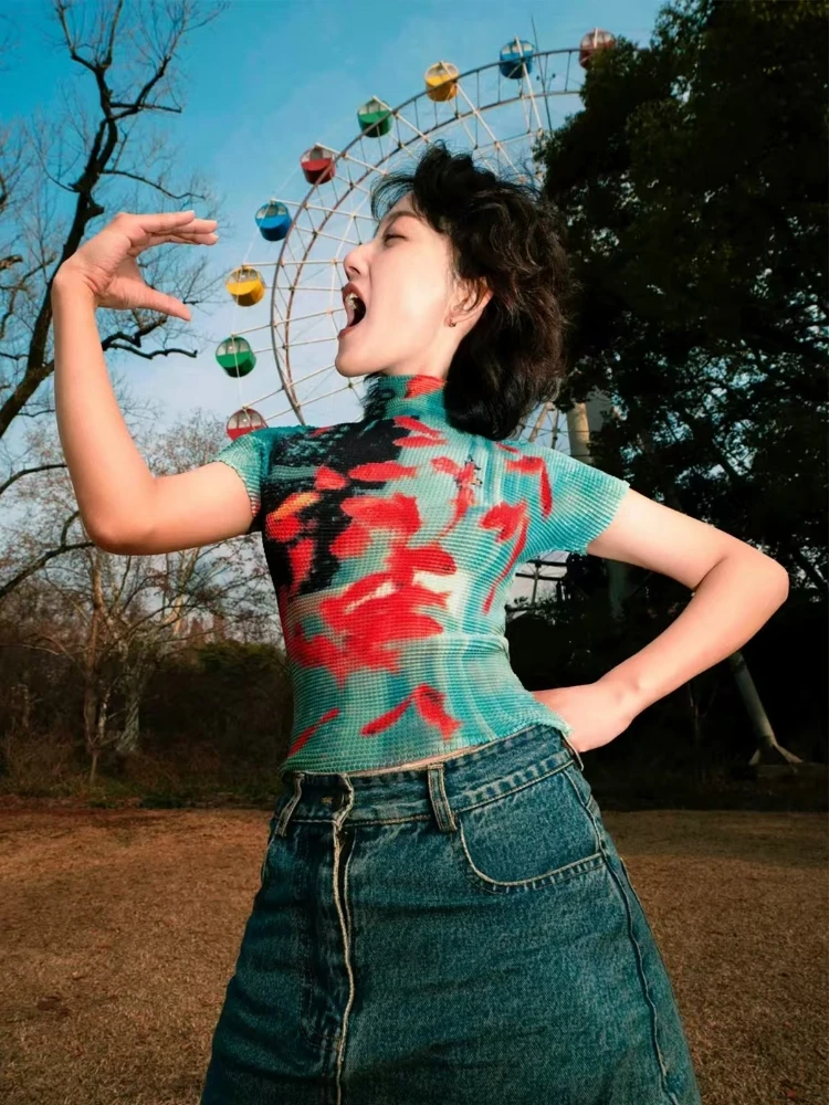 Summer Y2K retro Green Goldfish Print T-Shirt Women Vintage Half Neck Short Sleeve Stretchy Slim Fit Cropped Tops Cute Sexy New
