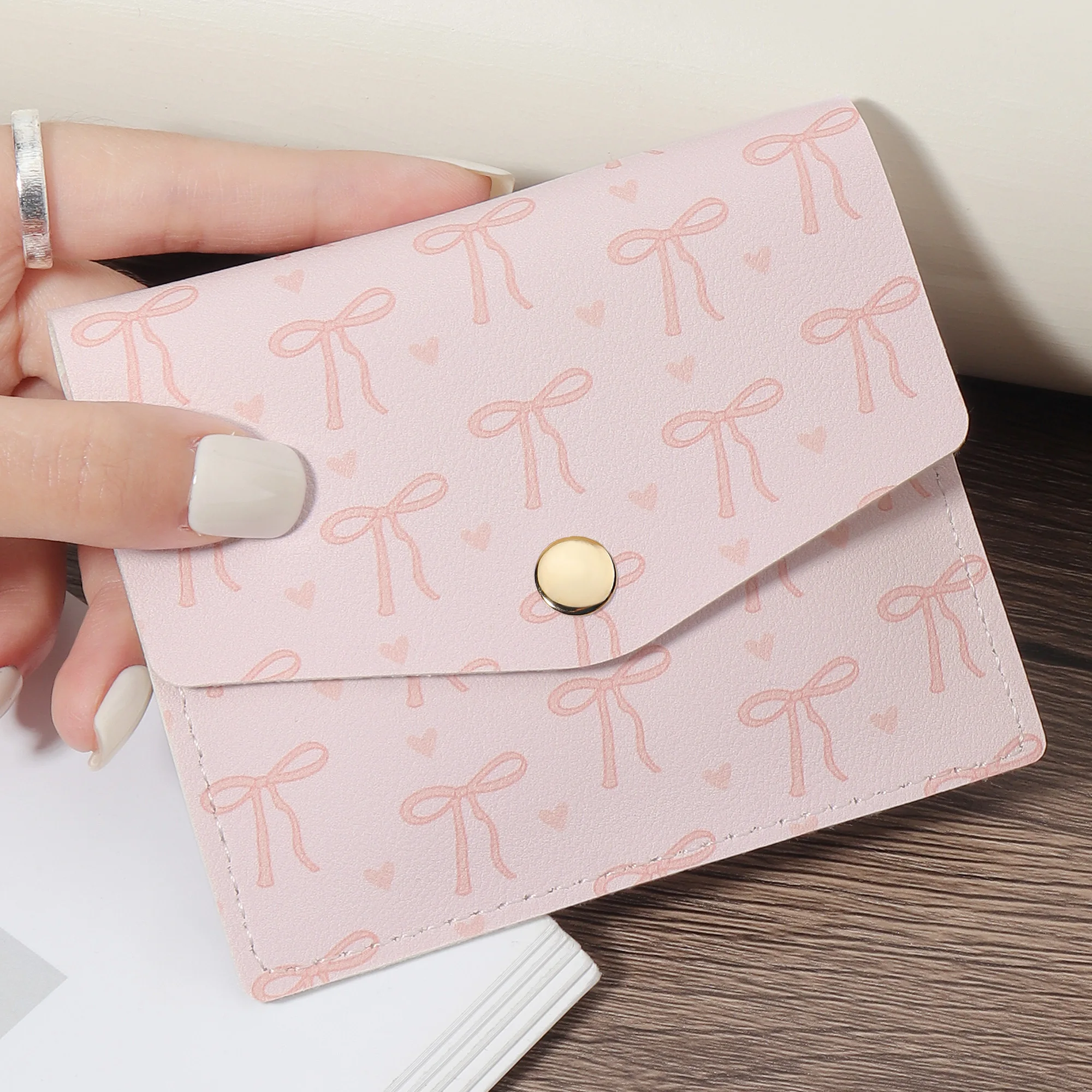 Portefeuille court pour femmes mignon et à la mode, sac de rangement pour cartes de crédit de haute qualité, portefeuille pour femmes multi-fentes simple et décontracté pour voiture