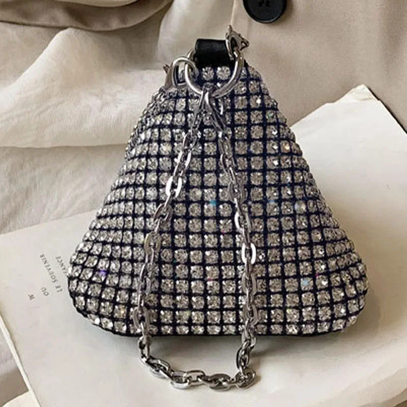 Mini Glitter Diamond Triangle Handbag donna PU portamonete in pelle borsa a tracolla a tracolla con catena in metallo borsa da festa con strass da