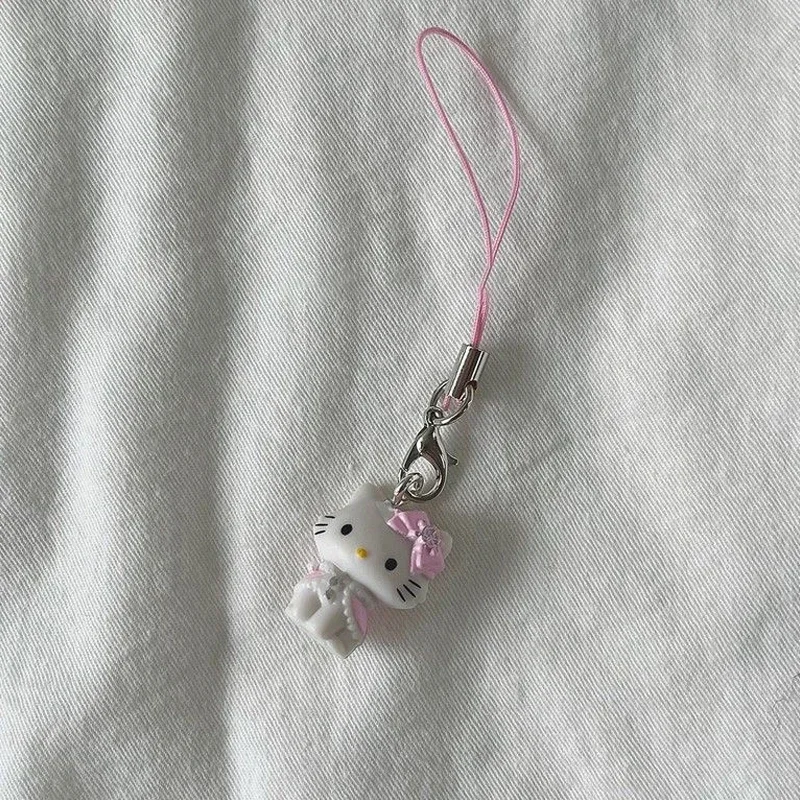 Hello Kitty Kawaii Cappello con fiocco rosa Portachiavi Harajuku Ragazza Angelo Hello Kitty Borsa Ciondolo per cellulare Fascino Regalo di compleanno Ornamento