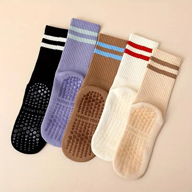 

1 Pair Women's Yoga Socks with Silicone Grips Non Slip Fitness Socks for Pilates Dance and Workout Anti Slip Sports Socks
