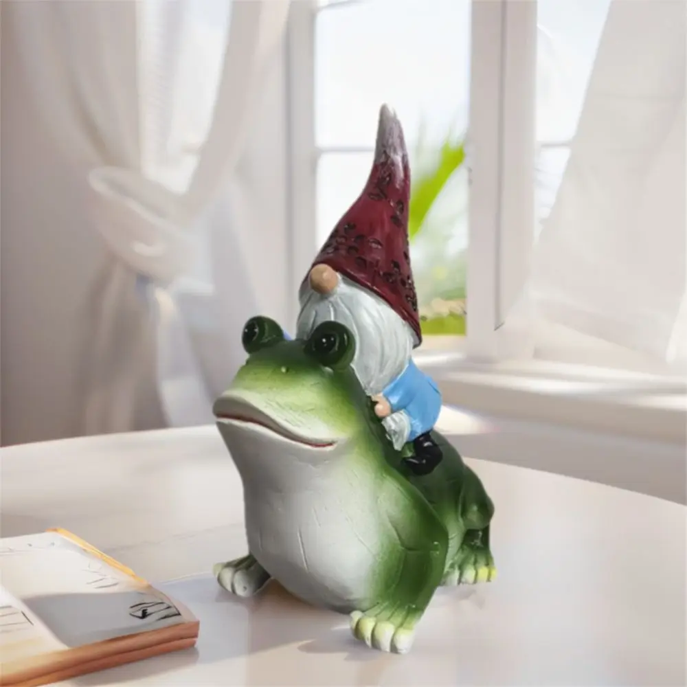 

Creative Cartoon Gnome Riding Frog Statue Resin Crafts Handmade Garden Gnomes Figurine Funny Dwarf Sculpture Indoor Cabinet