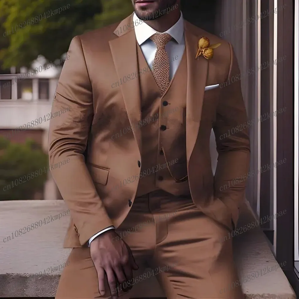 

Коричневый ацетатный атласный деловой мужской костюм для жениха, жениха, свадебной вечеринки, выпускного вечера, деловые мужские смокинги, комплект из 3 предметов, пиджак, жилет, брюки