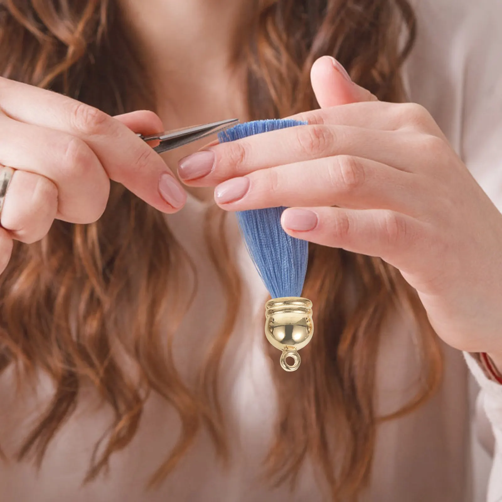 

150 шт. Элегантные наконечники-кисточки для изготовления ювелирных изделий: браслетов, ожерелий, серег. Высококачественные концевики для шнуров и кисточек.