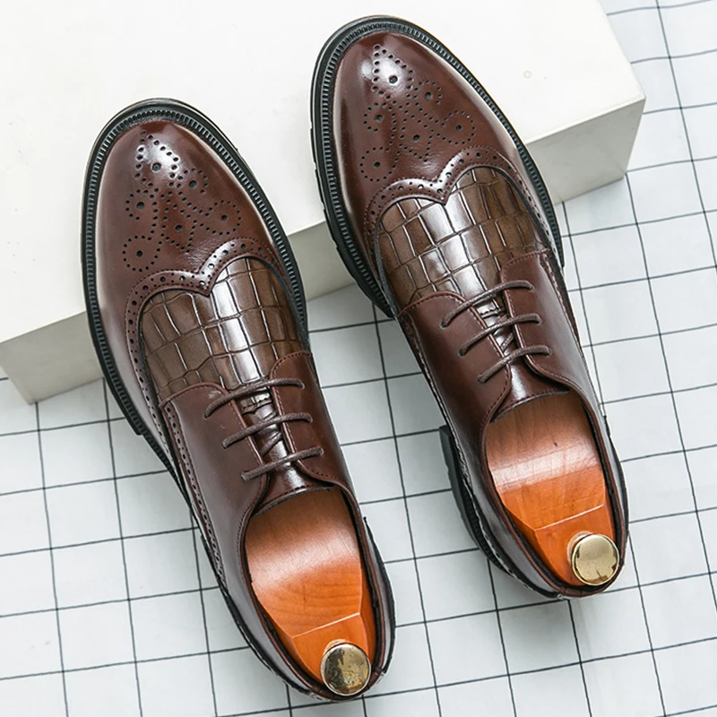 

New Casual Business Dress Shoes Man Classic Social Party Office Leather Shoes for Men Carved Brogues Wedding Leather Shoes Male
