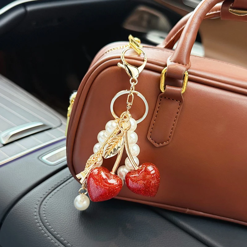 Creative Heart-Shaped Cherry Keychain, Fashionable and Personalized Beaded Fruit Cherry Bag Pendant, Exquisite Car Keychain