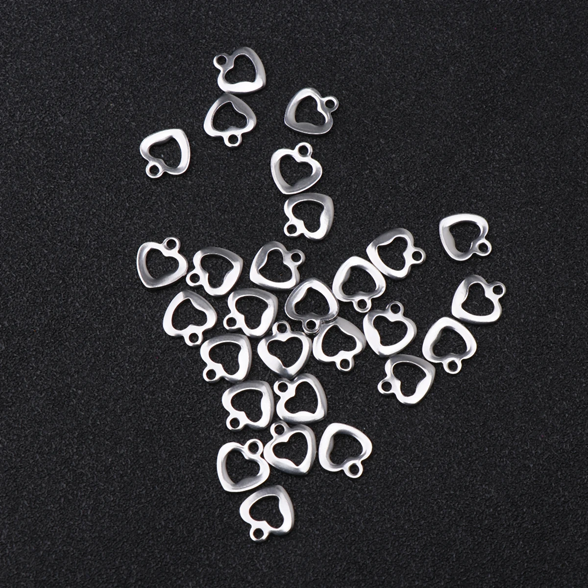 

50pcs Heart Pendants Diy Charms Stainless Steel Jewelry Making Accessories Bracelet Crafts Dangle Keychain Pendant Set Durable
