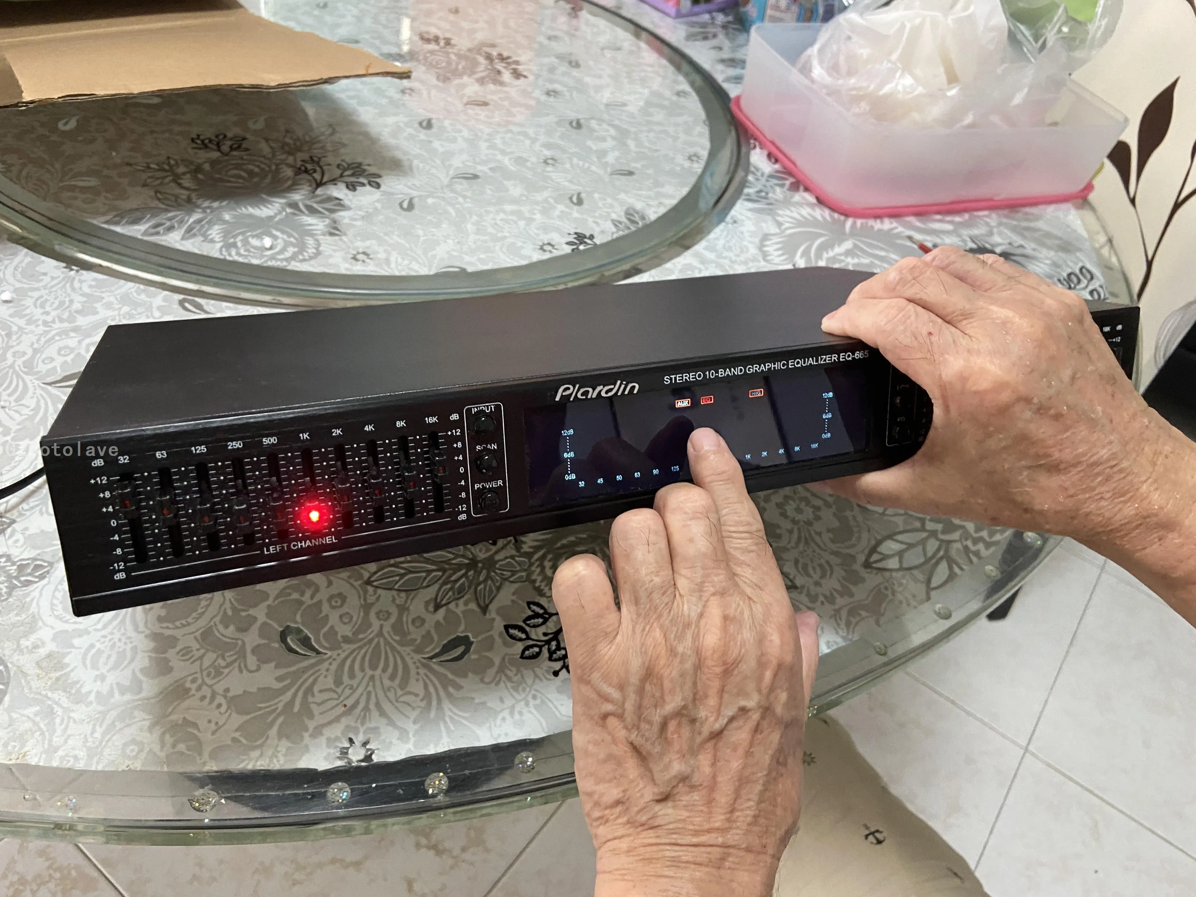 HIFI الرقمية التحكم عن بعد بلوتوث HD مضخم ستيريو EQ التعادل عالية منخفضة التعادل موالف ستيريو المنزل المزدوج 10 قطاعات