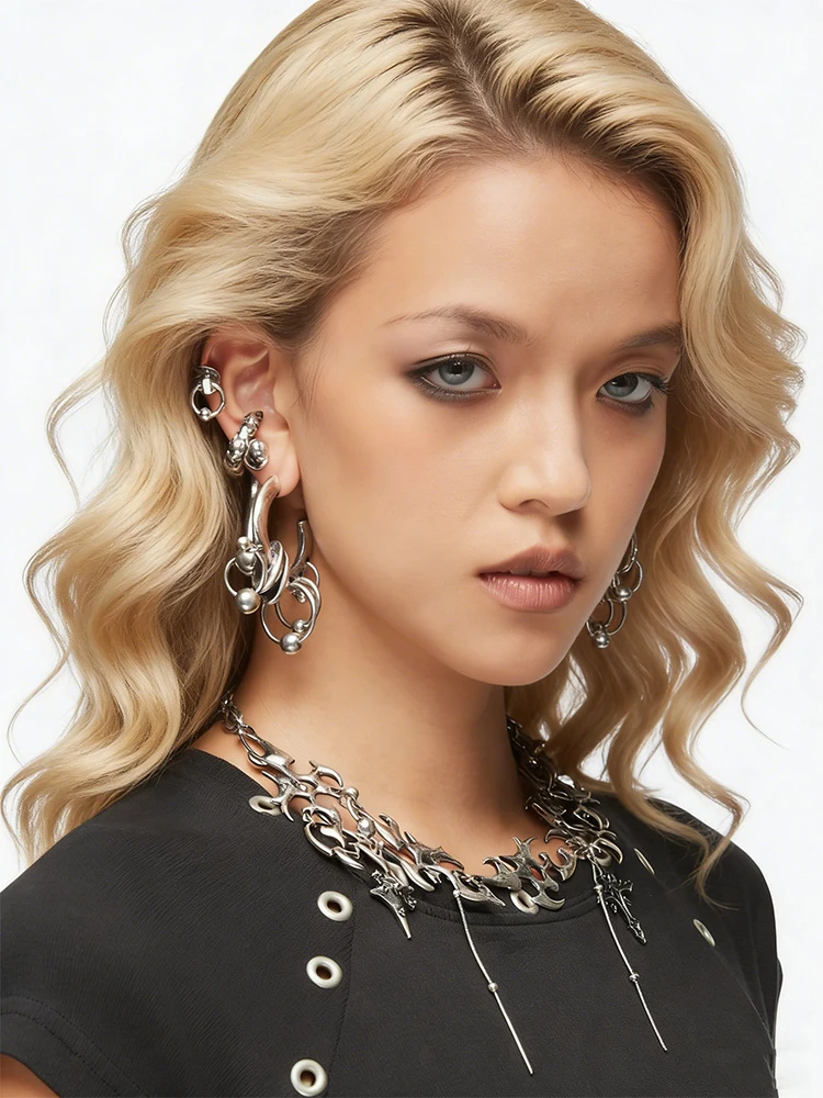 Thumbnail 3 - #15 Top 40 Hoop Earrings Worth Buying In 2026