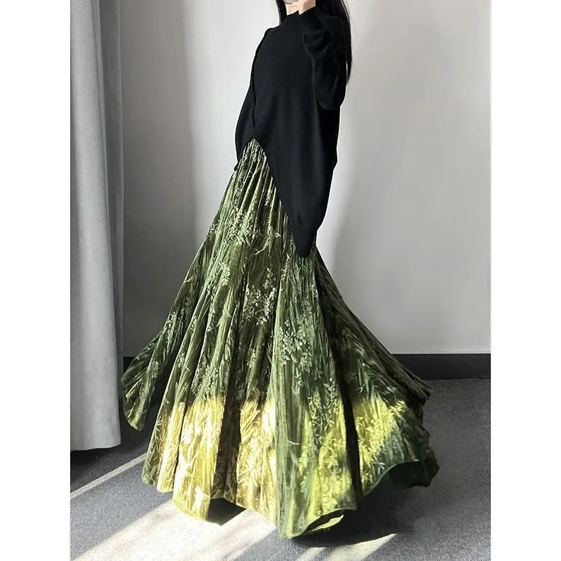 2026 New Vintage Grand Swing Gold Velvet Long Tail Skirt Chinese Style Skirt Women's High Waist Print Spring Autumn Long Skirts