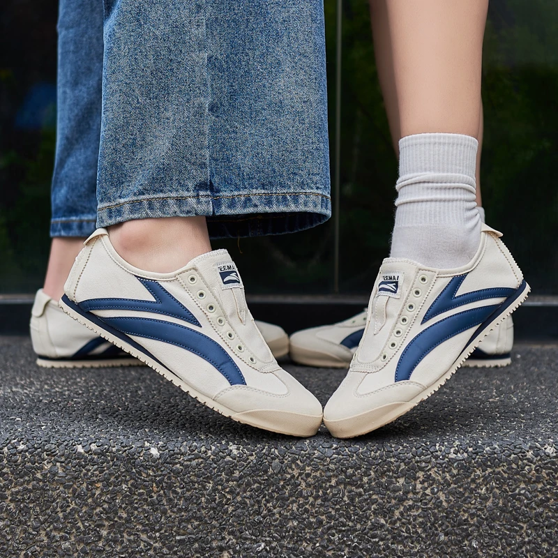 

FallRetro Casual Shoes, Lightweight & Comfortable, Stylish Design