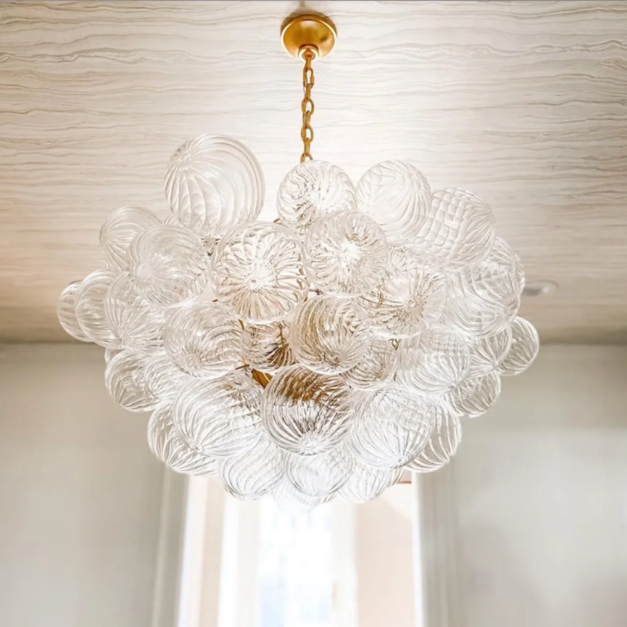 2026 Light Luxury Restaurant Hanging Chandelier Glass Bubble Led Ceiling Lamp Foyer Suspension For Dinning Room Home Decor WF-P4