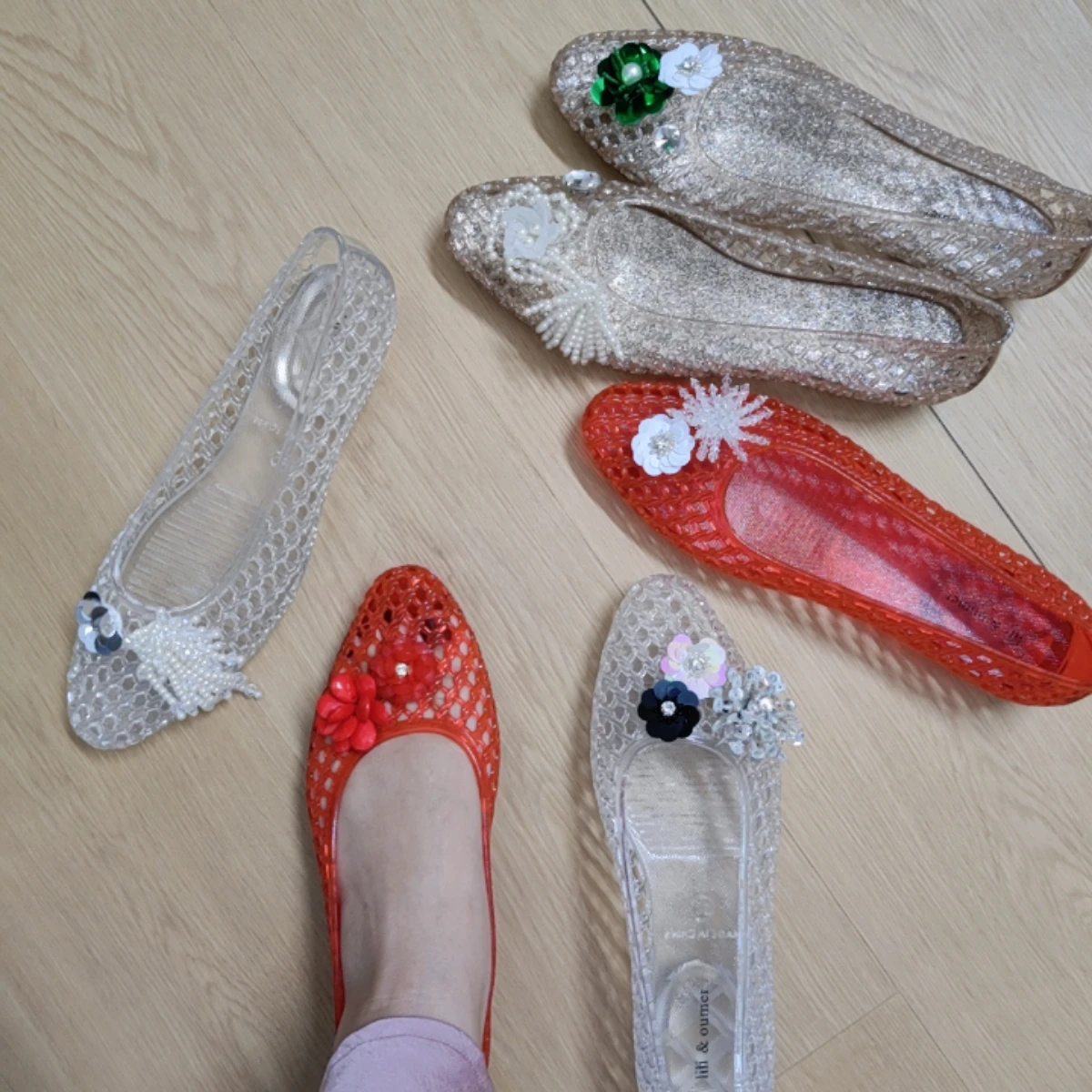 Fashionable Crystal Slippers for Women, Mesh Flat Sandals with a High-End Feel, Korean Crystal Jelly Shoes, Pointed Toe Shallow Single Shoes for Women