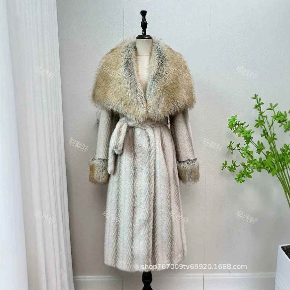 Loose Fit No Hood Coat Casual with Notched Lapel Elegant Commuting Extra Long Length Regular Sleeve Long Sleeve Women Coat