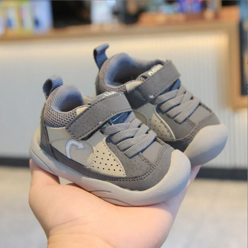 

2025 Autumn New Children's Sports Shoes Soft soled Anti slip Baby Shoes Boys and Girls Lightweight Walking Shoes Size 15-26