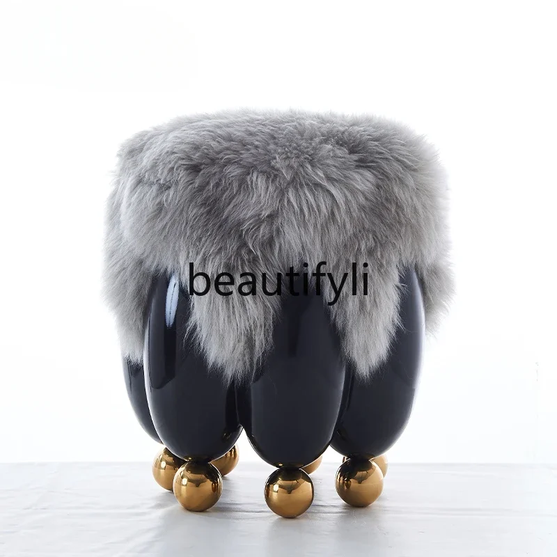 Simple and creative bullet plush low stool modern real sheep beach hair dresser stool shoe changing stool