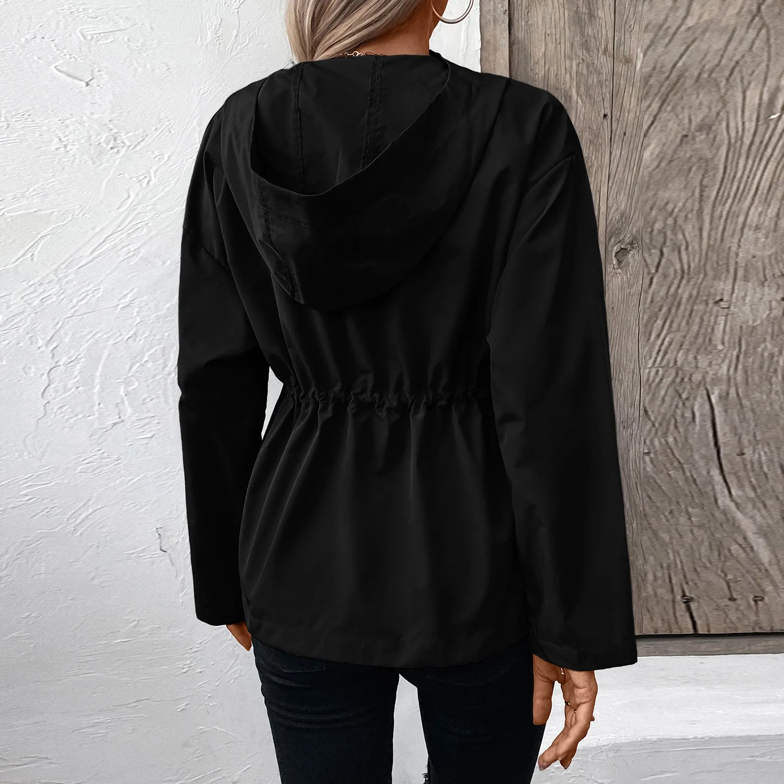 Dámská úzká pláštěnka s kapucí, outdoorová sportovní turistická kombinéza, větruodolná bunda v pase, větrovka s kapucí, bundy na zip - náhled 4