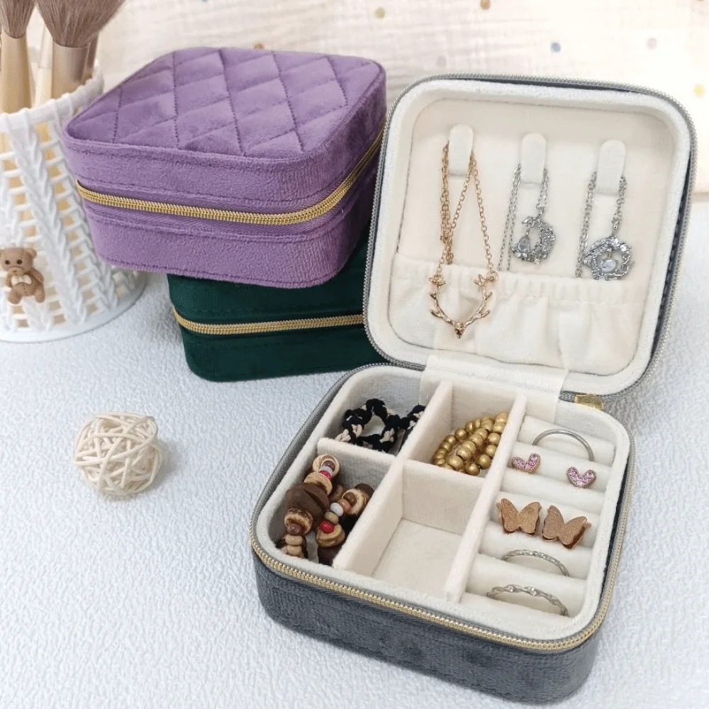 Rhombus Pattern Portable Velvet Jewelry Box Zipper Closure Velvet Jewelry Organizer Travel Jewelry Box Travel Use