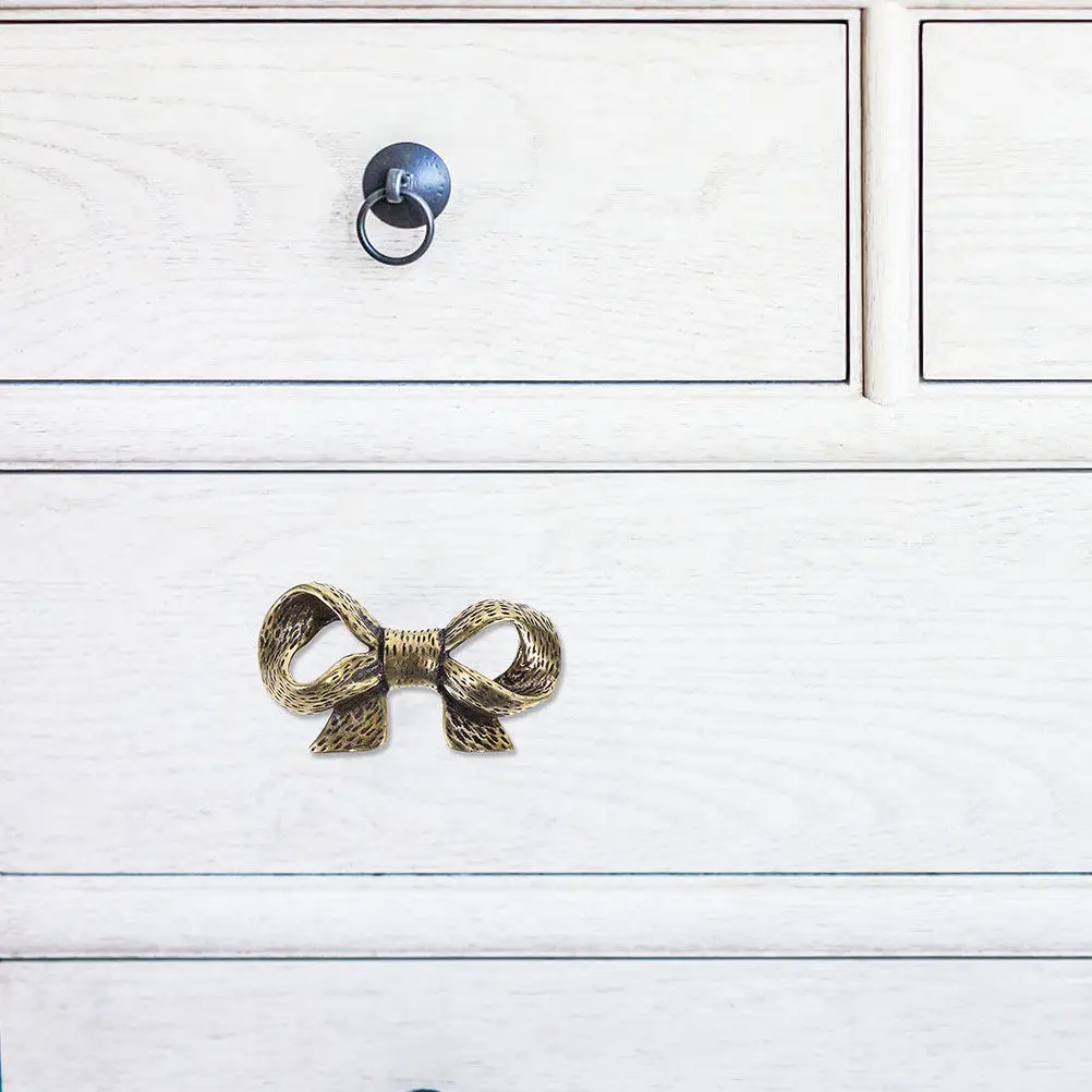 2Pcs Brass Door Handles Bowknot Shaped Cabinet Pulls Vintage Brass Drawer Knobs Decorative Nordic Style Dresser Handles