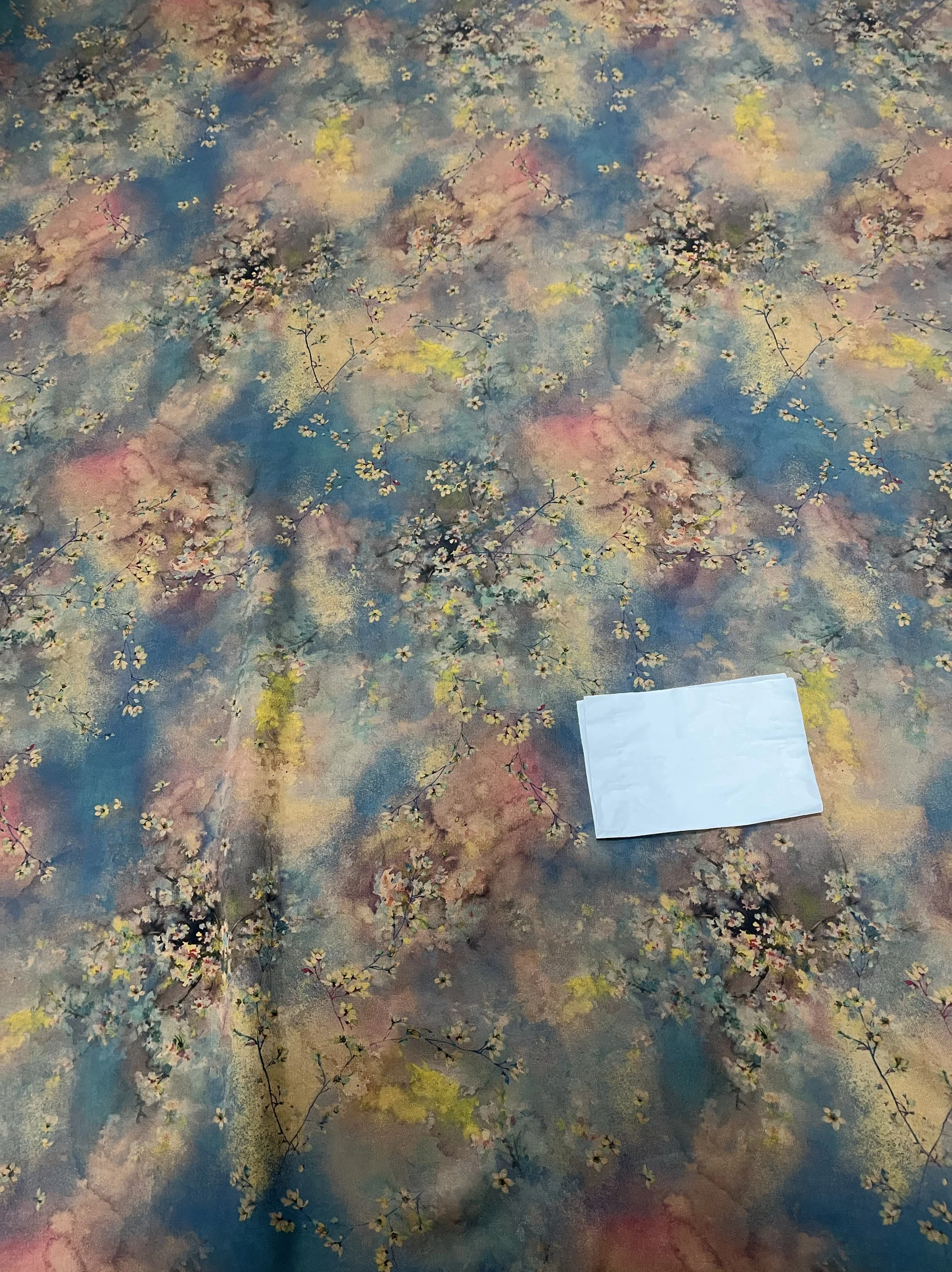 

Высокое качество, двухслойное витое платье Cheongsam с редисом и азартными газами, летняя ткань, высококачественная настоящая 100% шелковая ткань