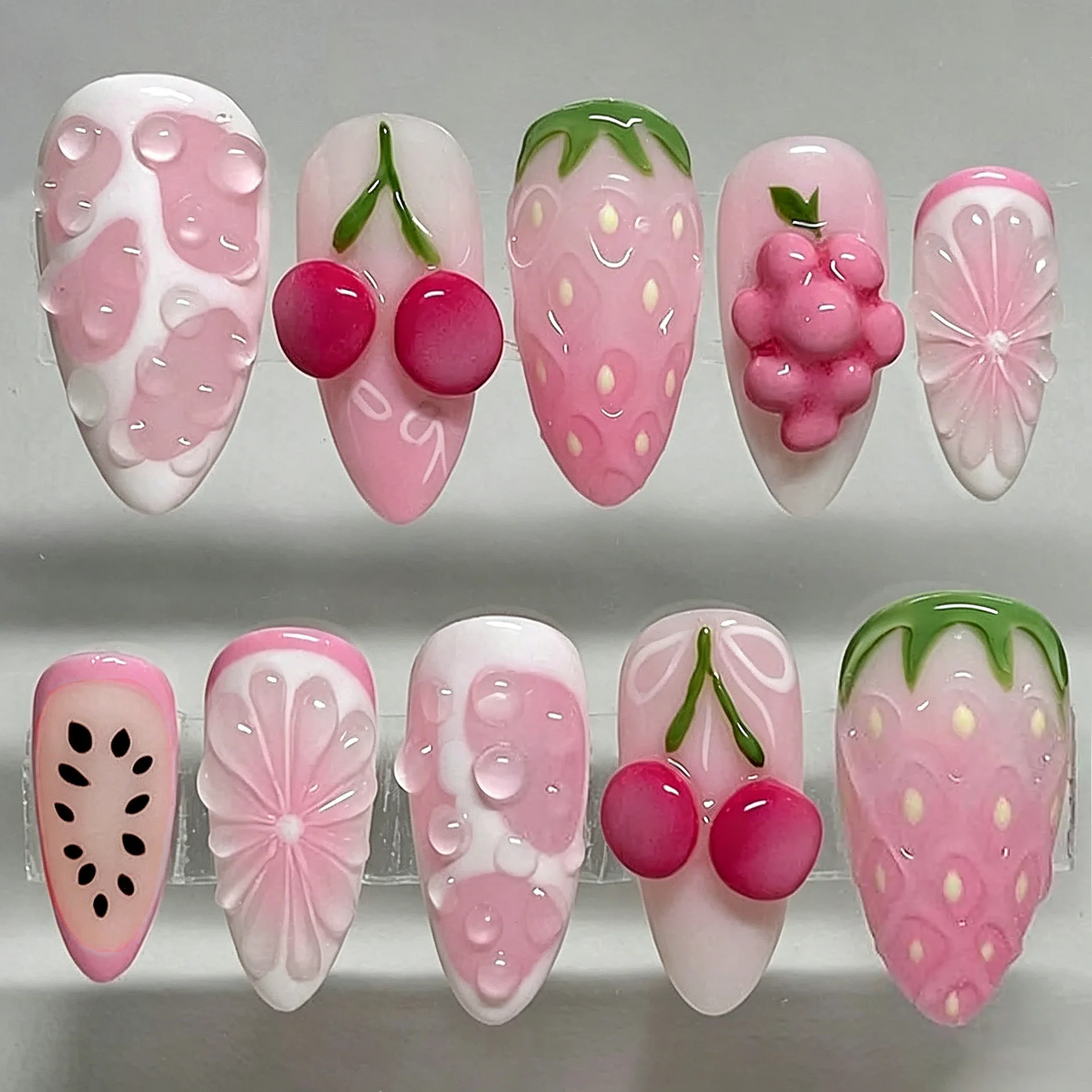 24pcs Glossy Shell Pearl Design False Nails Gradient Colorful Full Cover Almond Wearable Fake Nail Tips Flower Press on Nails