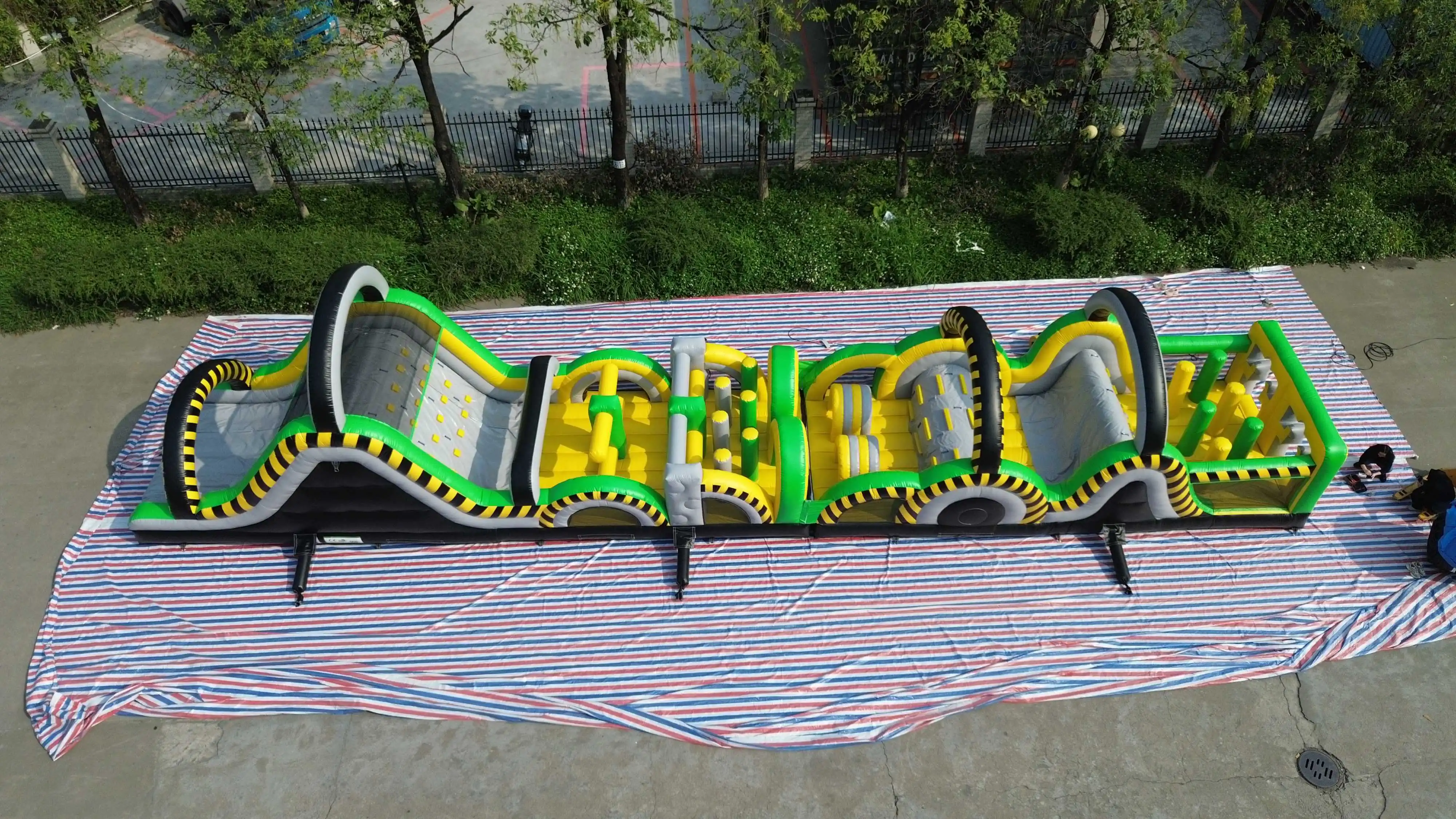 Inflatable Obstacle Course For Kids And Adults Inflatable Playground Outdoor Commercial Inflatable Castle Theme Park