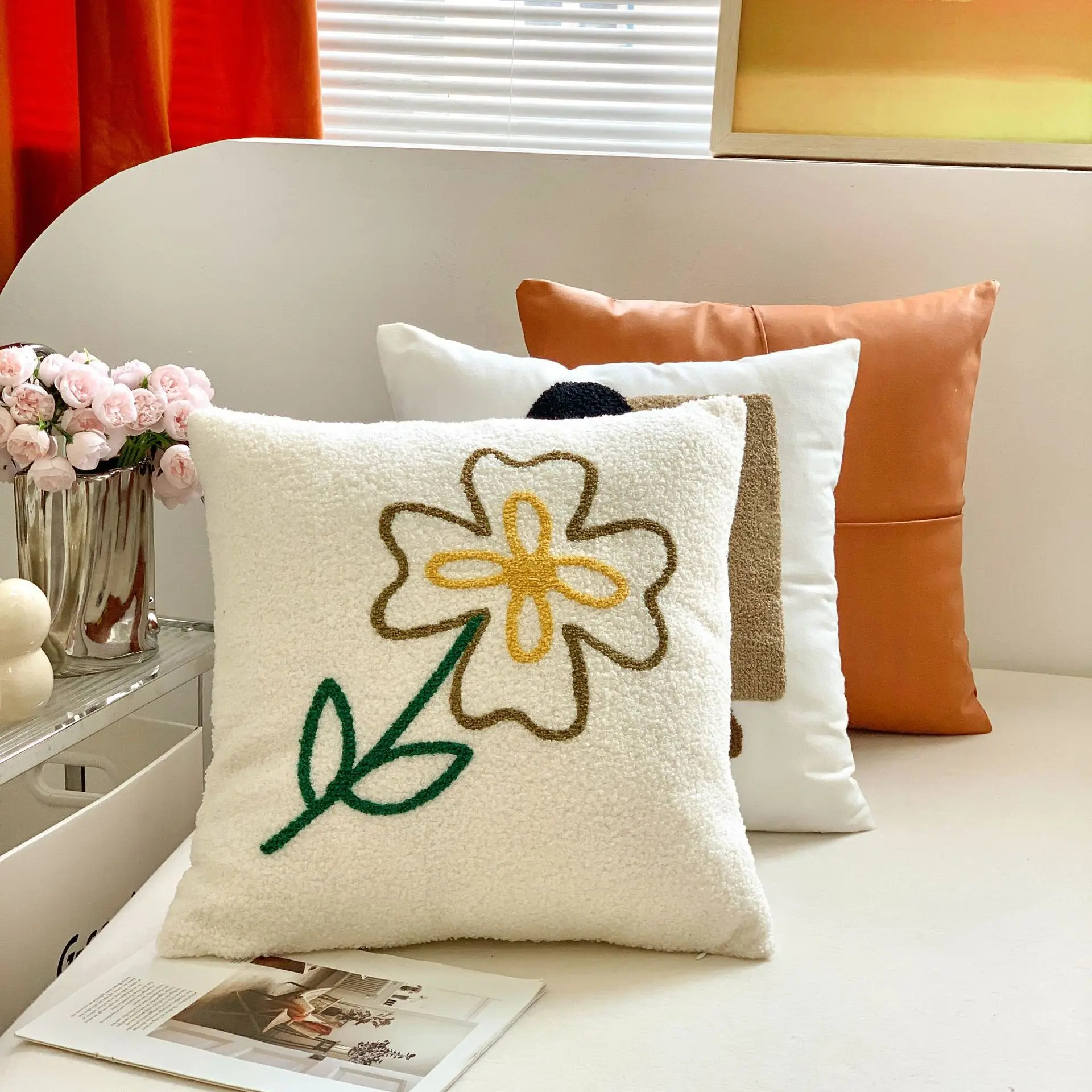 

Flower Embroidered Sofa Pillowcases, Bedroom Headboard Pillow Cover, Living Room with Simple Decoration, 45x45 cm