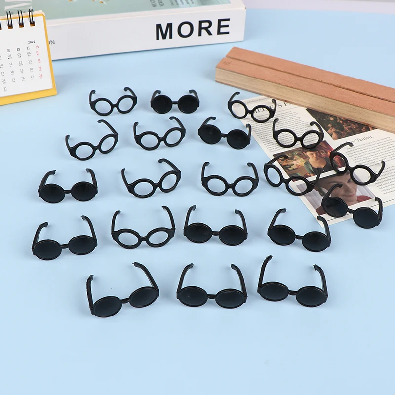 20 szt. Retro metalowe okrągłe okulary dla lalek oprawka miniaturowe okulary bezsoczewkowe świetna kolekcja fajne okulary dla Blythe Doll Accessori