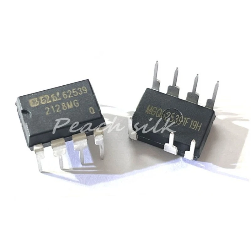 

(5piece)CRE62539 CRE6959 CRE6559 CRE6289 CRE6359 CRE68599 DIP7 built-in MOS primary feedback power chip