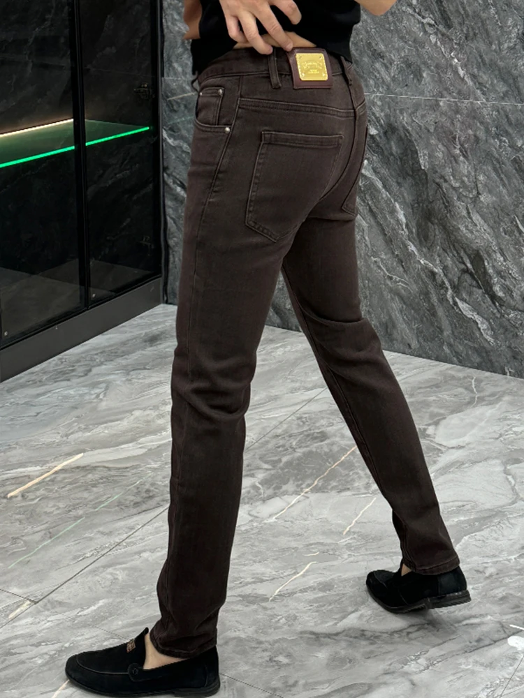 

Новые мужские джинсы прямого кроя 2025 года, повседневные, однотонные, простые, современные, городской стиль, для осени, зимы, весны, сезонные, длинные брюки