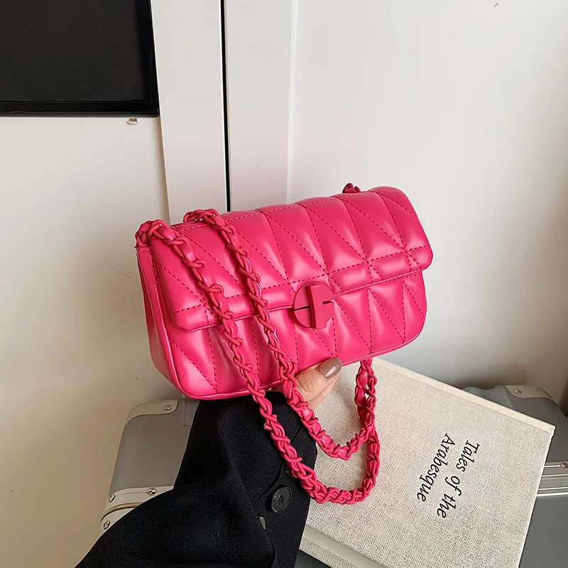 

Chain crossbody women's bag 2025 new summer casual Flip small square bag diamond grid shoulder bag luxury designer bags bolsos