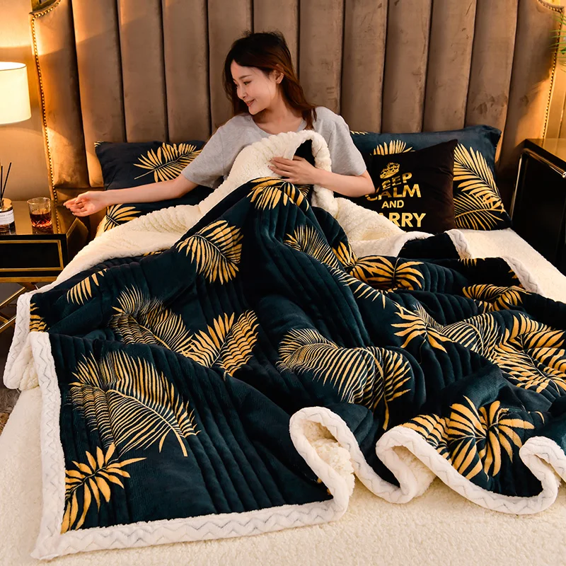 New warm cashmere winter quilt Warm winter blanket Loose thick bedspread Duvet Heavy bed blanket Soft blanket