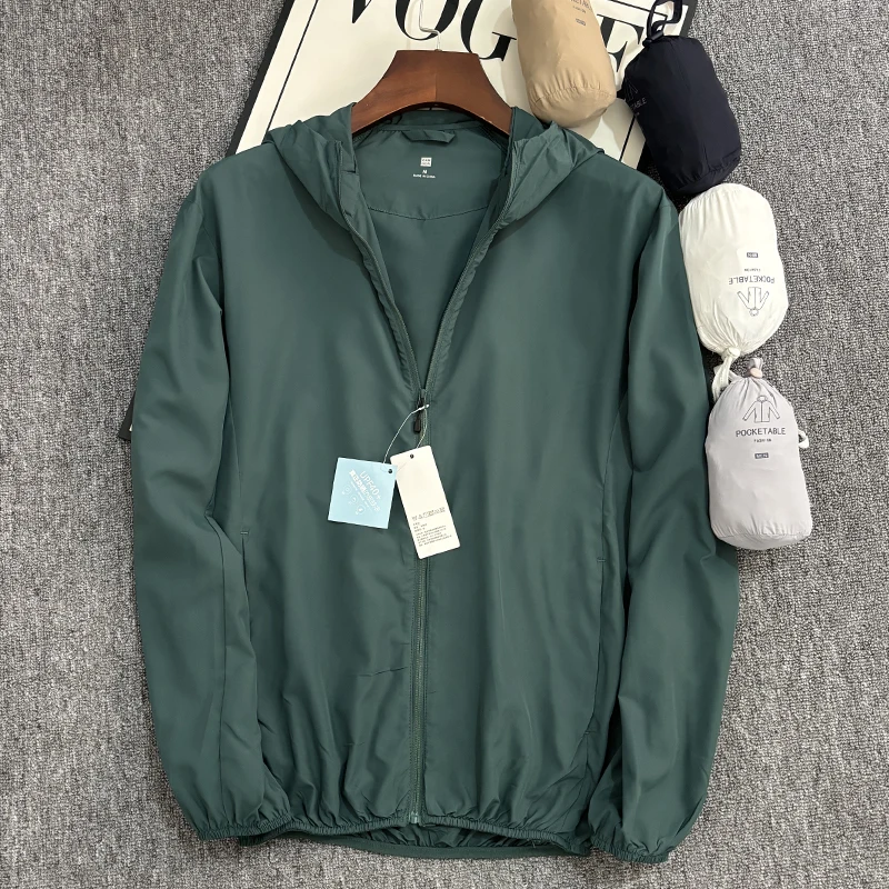 

Lightweight Breathable Quick-Drying Men's Hooded Jacket Outdoor Sun Protection Foldable Fashion Commuting Polyester Fiber