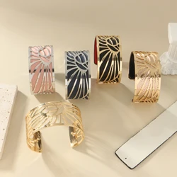 1 set of C-shaped stainless steel gold-plated silver hypoallergenic fashionable open metal hollow decoration women's bracelet