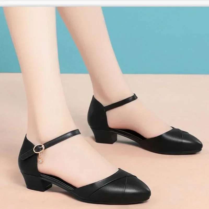 Soft Leather Thick Med Heels Pumps Mom\'s Shoes Summer New Buckle Strap Cover Head Sandal Soft Sole Hollow Office Career Shoe