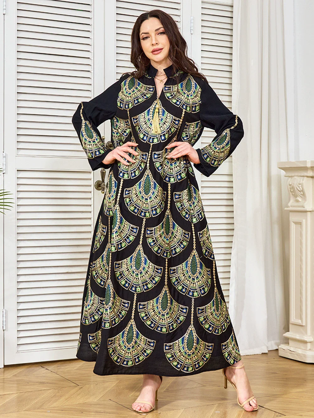 

Middle Eastern Arab Muslim Luxury Fashion Dress Women's Long Sleeve Bead Elegant Dress Loose Daily Party Casual Long Dress