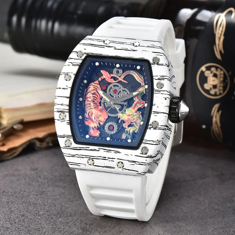 New Richard wood grain dial dragon tiger totem European three-hand men\'s quartz watch