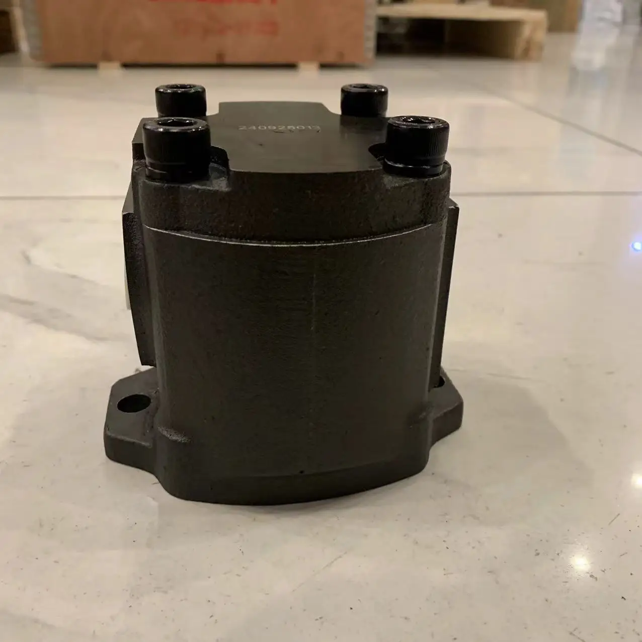 

High Quality Excavator Parts A10V43 Hydraulic Gear Pump 240925013 Gear Pump